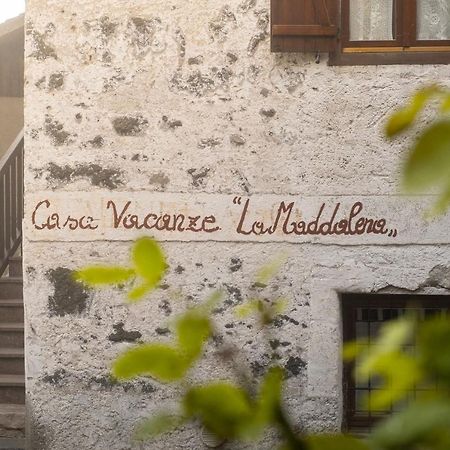 Casa Vacanze La Maddalena Sant'Orsola Bagian luar foto