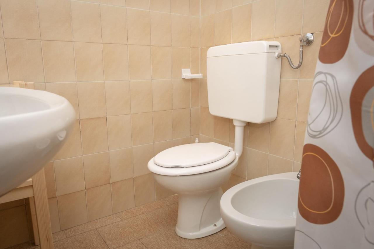 Casa Vacanze La Maddalena Sant'Orsola Bagian luar foto