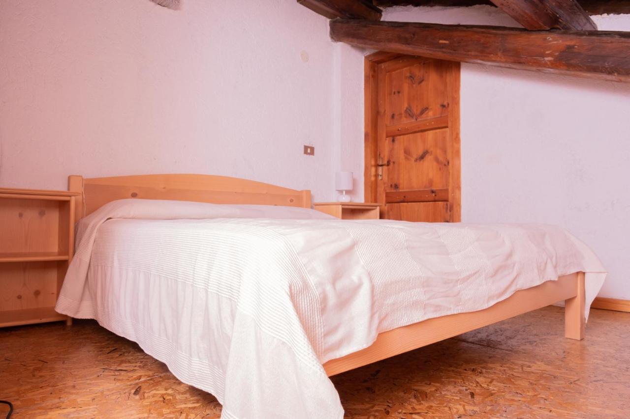 Casa Vacanze La Maddalena Sant'Orsola Bagian luar foto